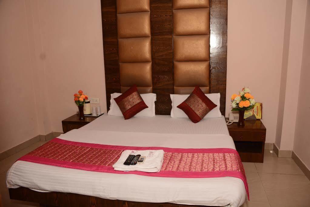 Oyo 6096 Hotel Maharani Palace Nowe Delhi Zewnętrze zdjęcie